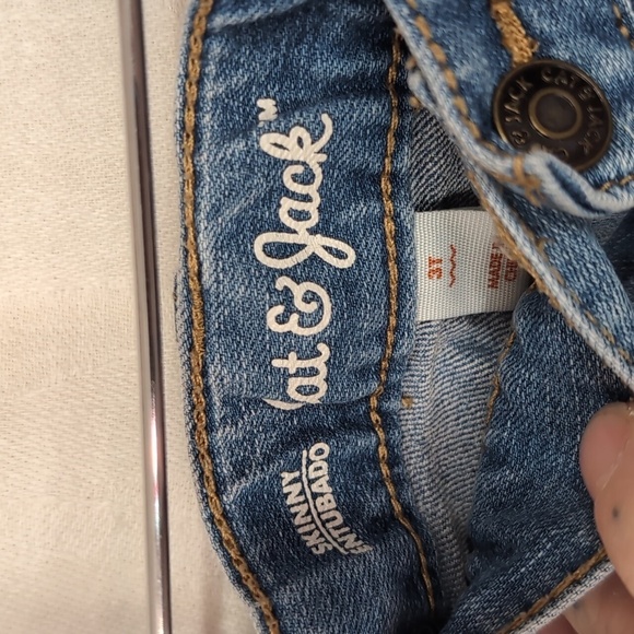 Girl's 3T Valentines Heart Outfit Turtleneck Long Sleeve Skinny Jeans Set - Picture 5 of 6